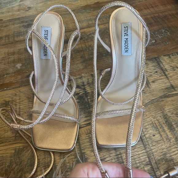 Steve Madden Upgrade Lace-up heels - Picture 6 of 11